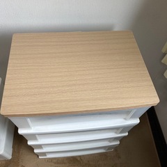 衣装ケースの画像