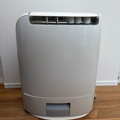 Panasonic 衣類乾燥除湿機 F-YZLX60の画像