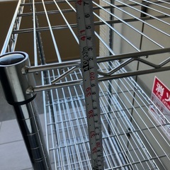 【売ります】ステンレスシェルフ 棚板付きの画像