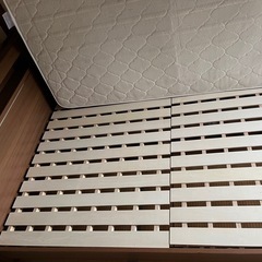 【取引中】ダブルベッド🛌マットレス付き！の画像