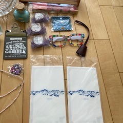 【差し上げます】　雑貨まとめ　アロマキャンドル　マスク入れ　灰皿ほか19点の画像