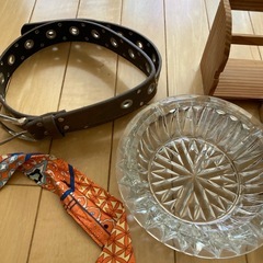 【差し上げます】　雑貨まとめ　アロマキャンドル　マスク入れ　灰皿ほか19点の画像