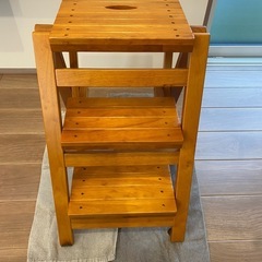 木製　脚立の画像