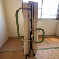 折りたたみベッドの画像