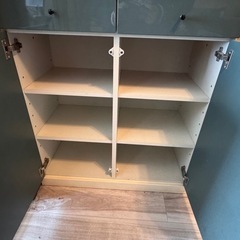 「1週間限定」食器棚差し上げますの画像