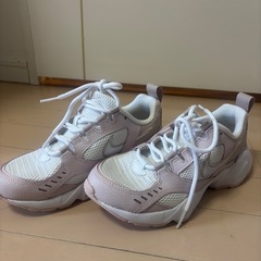 NIKE未使用　スニーカーの画像