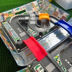 トミカおでかけ立体マップの画像