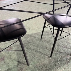 アイリス　スチールダイニングテーブル　セット
の画像