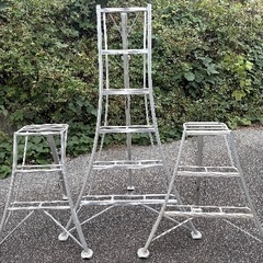 アルミ園芸用三脚の画像