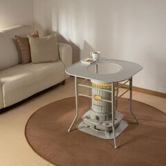 使用回数３回　対流形石油ストーブ＆専用テーブルセット！　説明書付きの画像