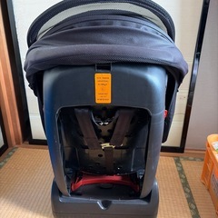 西松屋　mum's carry チャイルドシートの画像