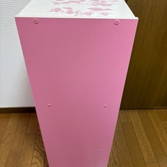 ピンク　カラーボックスの画像
