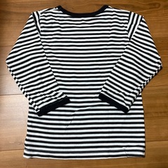 長袖カットソー 白黒ストライプ　120の画像