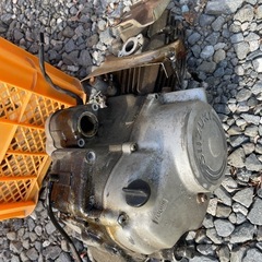 スズキ バーディー80②   エンジン50cc オリジナルエンジンあり 距離浅の画像