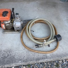 値下げ交渉受け付けます。エンジンポンプの画像