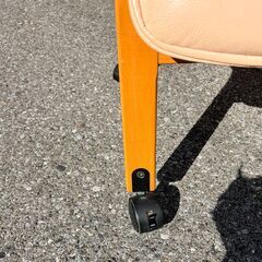 【中古品】12月15日までに、取りに来れる方限定。使用感あり、キズ汚れ有り、アイボリー色、レア商品の画像