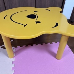 プーさん　ミニテーブルの画像