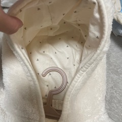 h&m子供用フード付きジャンバーの画像