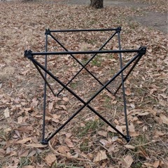 折りたたみキャンプテーブル Qualz ロールトップテーブルの画像