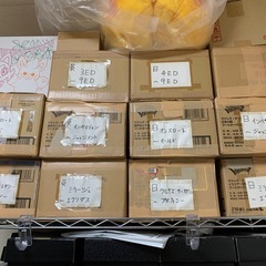 大量引退品トレーディングカードの画像