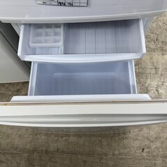 J3322 【リユースのサカイ柏店】　SHRAP　シャープ　2ドア冷蔵庫　SJ-D14F-W　右開きタイプ　2020年製　クリーニング済み　参考価格36,850円の画像