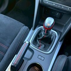 ルノー　メガーヌ　車検R8.4まで　Bluetooth　純正19インチAW　LEDヘッドライト　MT車の画像