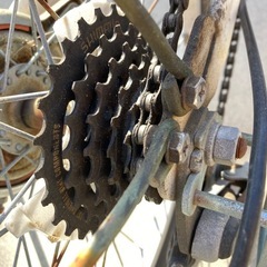 ギア付き折りたたみ自転車の画像