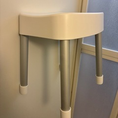 マグネット付きバスチェア(山崎実業)の画像