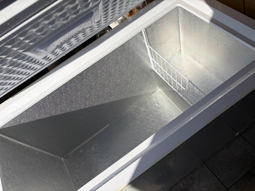シャープ製　　　業務用冷凍庫