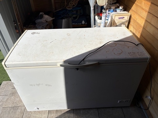シャープ製　　　業務用冷凍庫