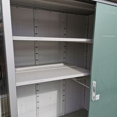 YODOKO / ヨドコウ 物置 巨大倉庫 収納庫 鍵付き【ユーズドユーズ名古屋天白店】JO12-21の画像