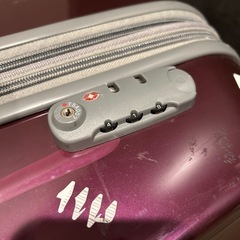 キャリーケース大　American tourister の画像