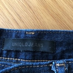 ユニクロ　ジーンズの画像