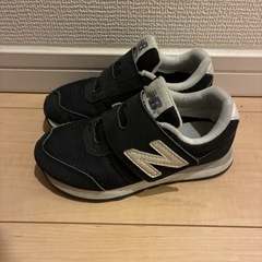 ニューバランス400  
の画像