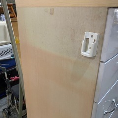 12月は毎日営業中‼️ 訳あり❗️タンスの画像