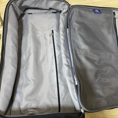 チャンピオン　　キャリーケースの画像