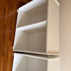 コロコロが付いた押入れ戸棚2セット
の画像