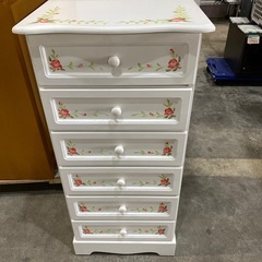 12月は毎日営業中‼️ ロココ調　チェストの画像