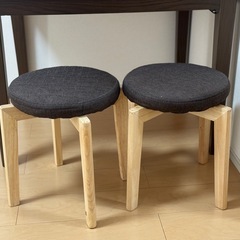 USB高脚こたつ2人掛用、丸椅子2つ こたつテーブル定価:27800円の画像