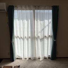 カーテン　ニトリの画像