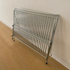 取りに来れる方　水切りラックの画像