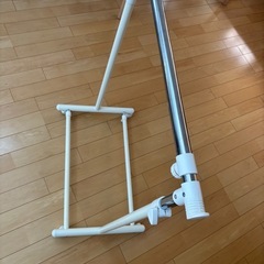 ハンガーラックの画像