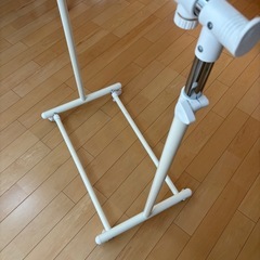 ハンガーラックの画像