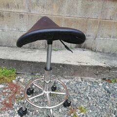 回転椅子の画像