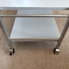 白のテレビ台(12/23迄)の画像