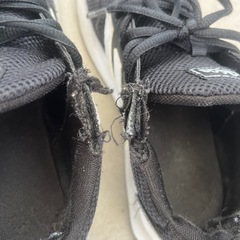 パンプス　スニーカーの画像