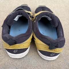 子ども　アシックス　靴の画像