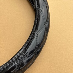 ステアリングカバー　　中古品　　直径約３６cmの画像