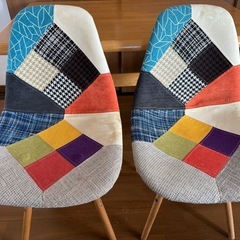 （お取引中）ダイニングテーブルと椅子の画像