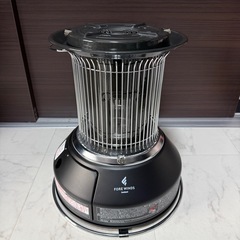 決まりました　Iwatani カセットガスストーブ CB-STV-MRD 2023年製 マル暖 アウトドア イワタニの画像